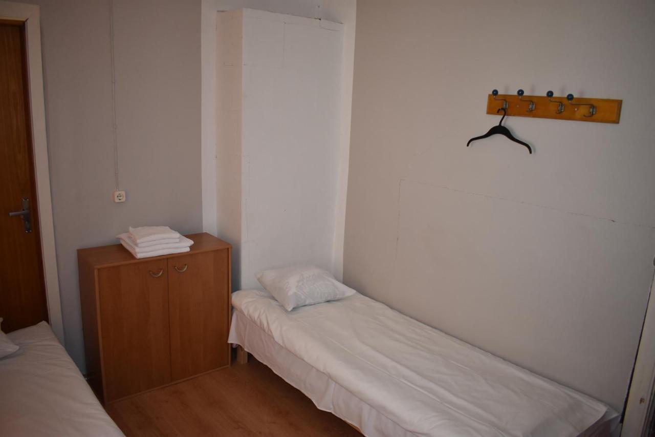 Budget Hostel 페르누 외부 사진